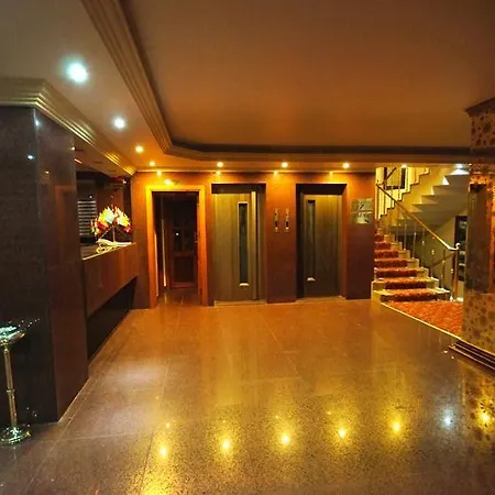 Hotel Green Hotel 3*